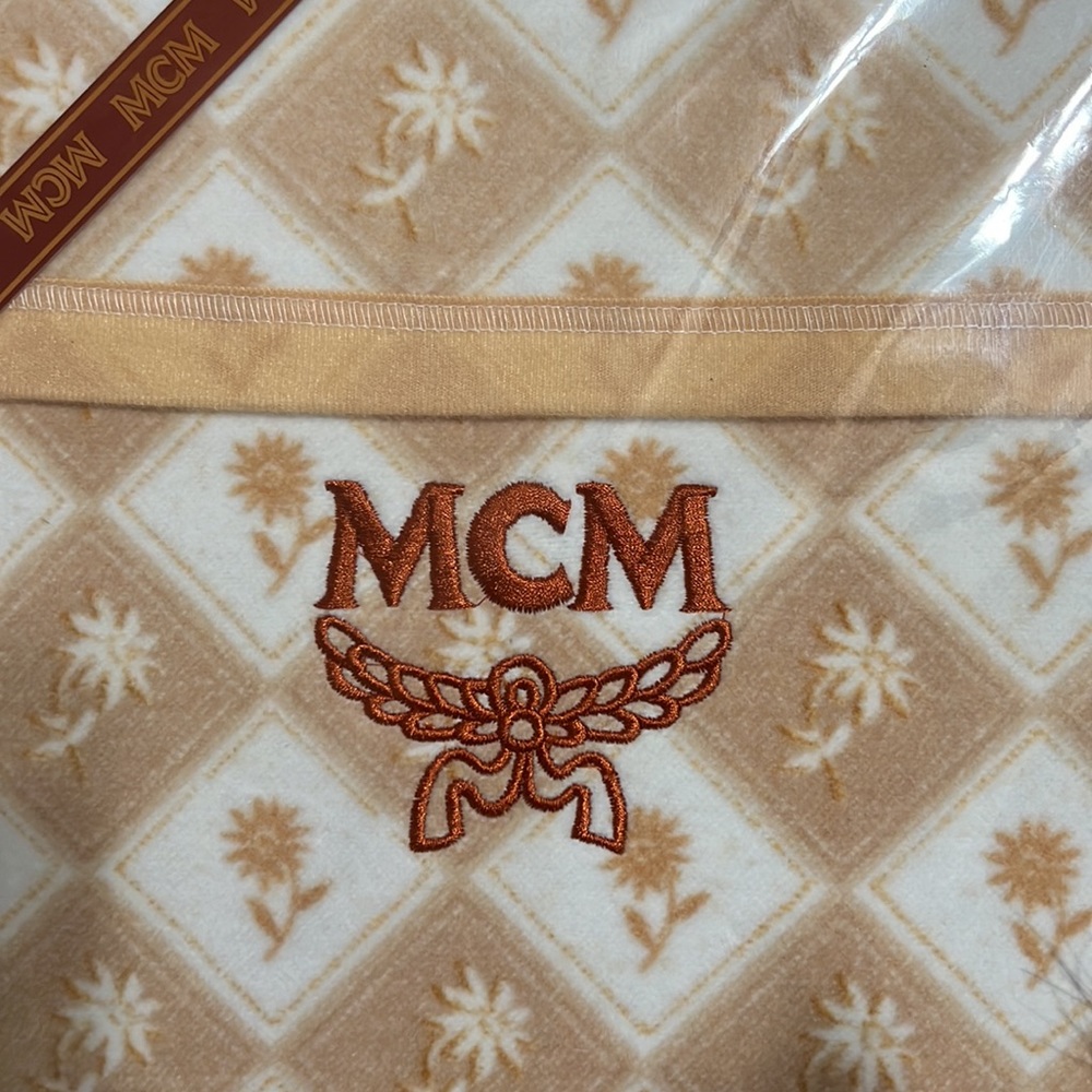 MCM blanket - Picture 7 of 12